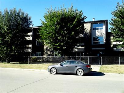 5328 54 Avenue - 6